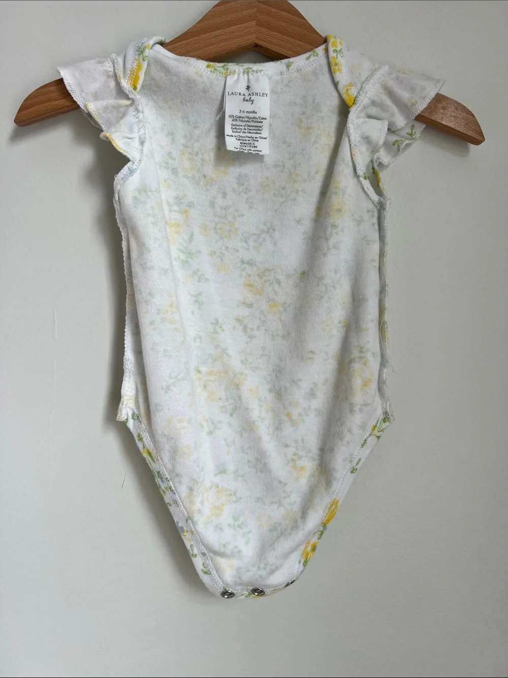 Laura Ashley | White and Yellow Floral Baby Onesie Bodysuit Size 3-6 Months